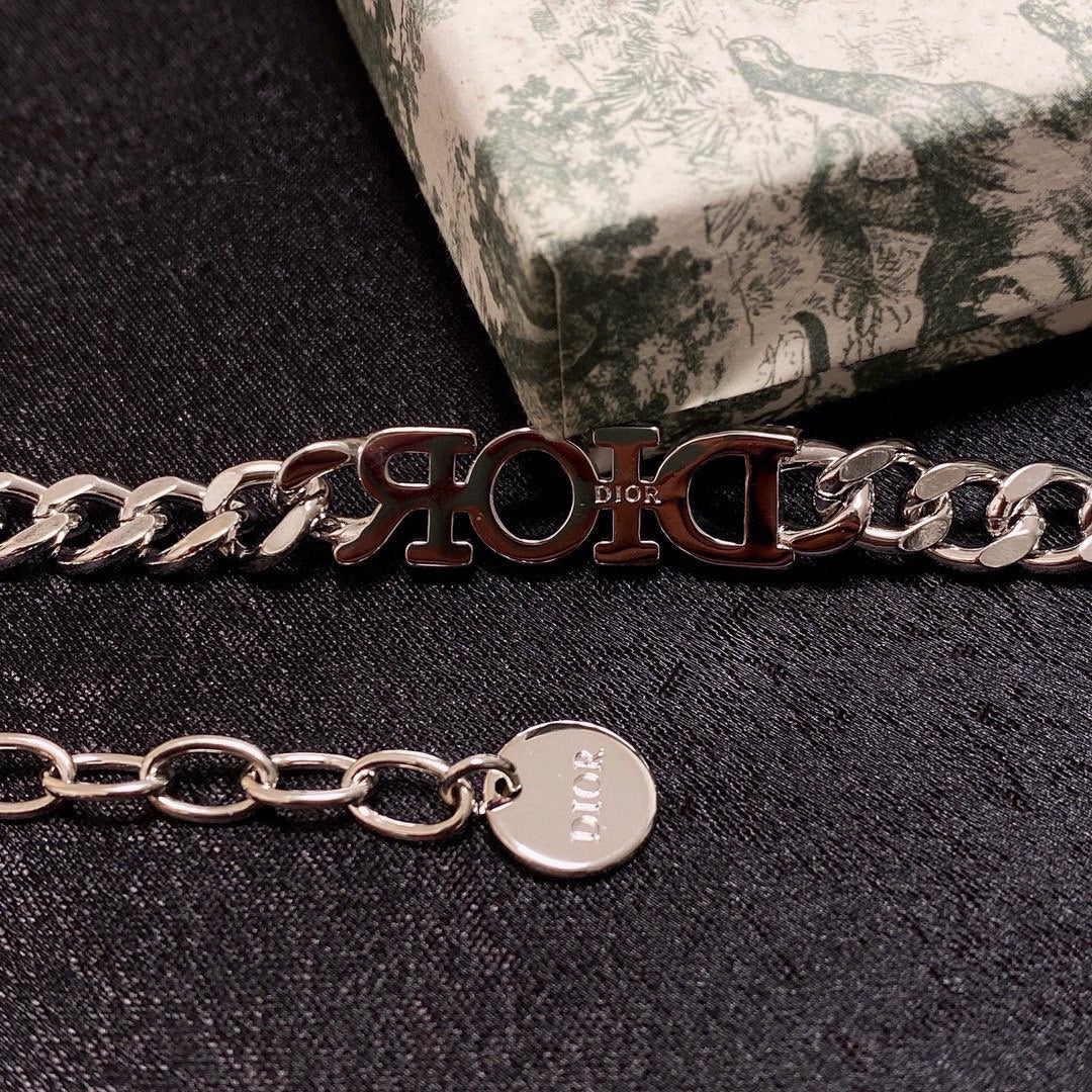 D silver logo necklace