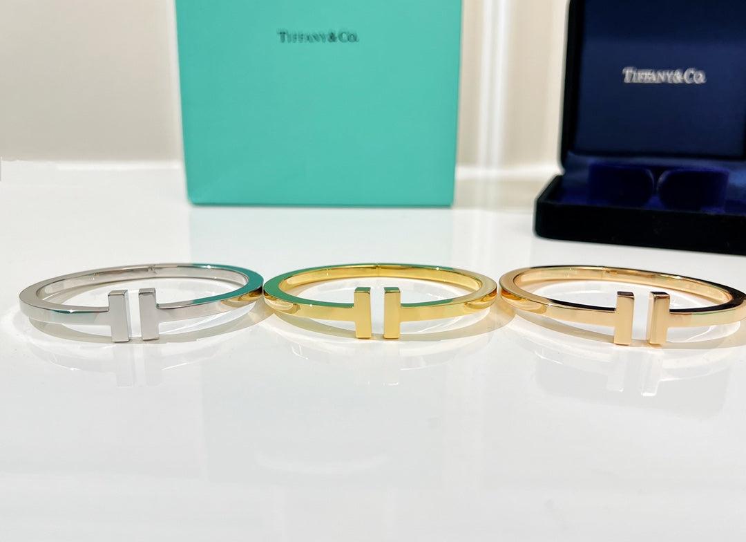 T wire Bracelet in gold/silver/rose gold