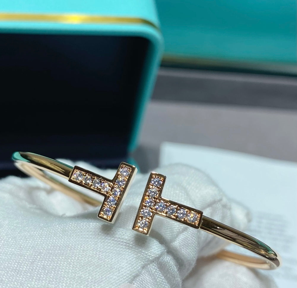 T wire bracelet in gold/rose gold/ silver and diamonds