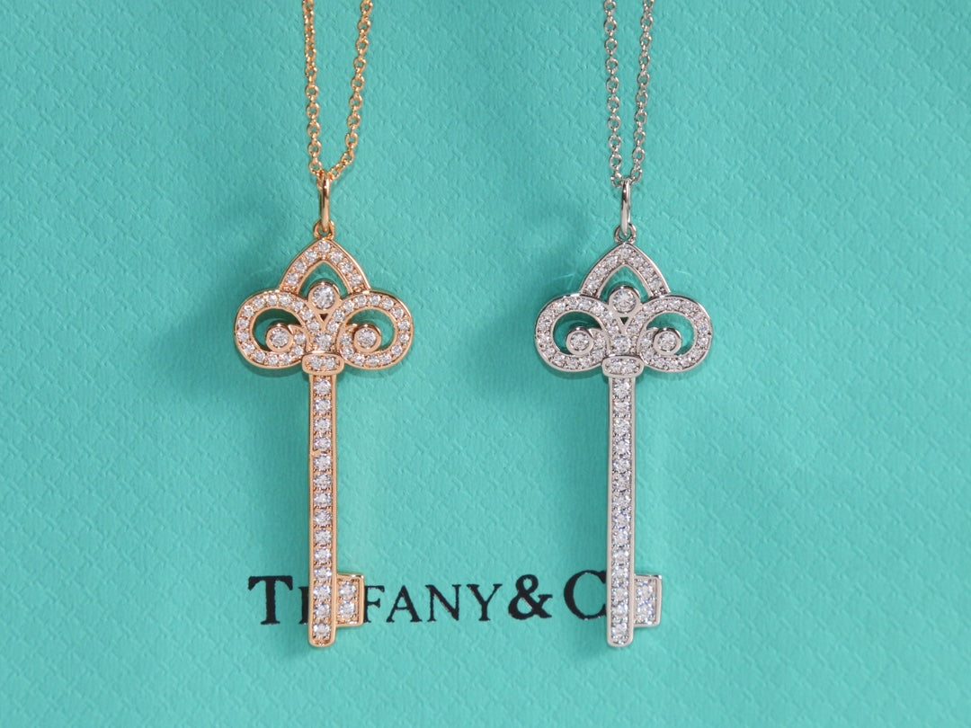 T keys necklace
