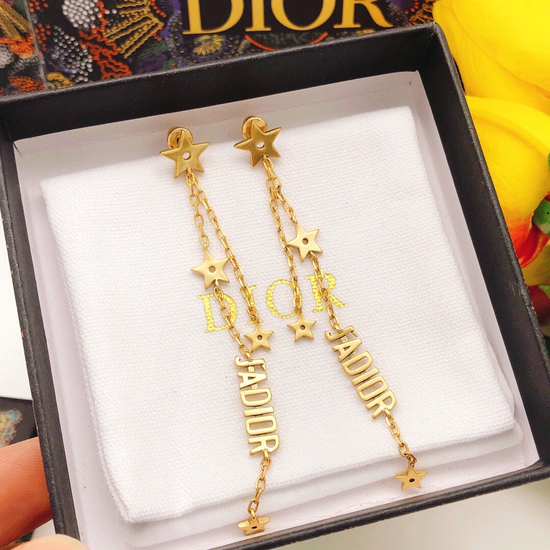 D full logo and start long earrings