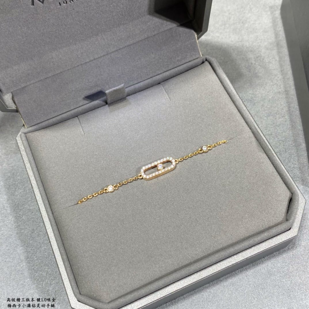 M thin bracelet
