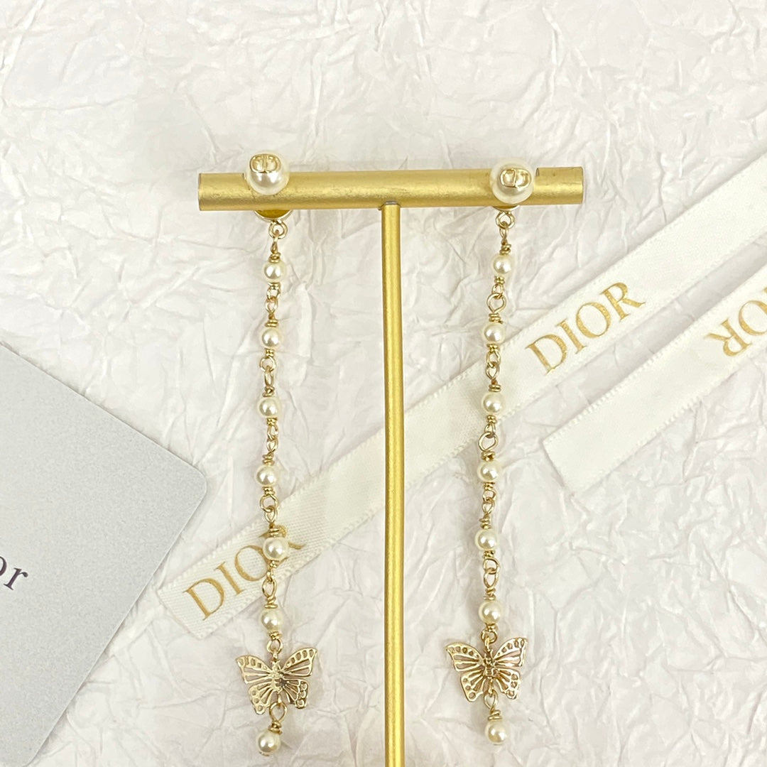 D butterfly and pearls earrings
