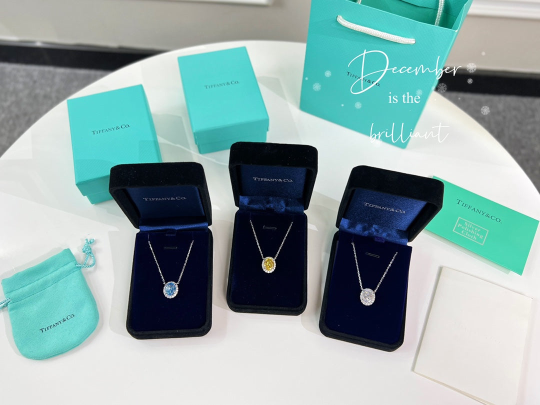 T soleste pendant necklace