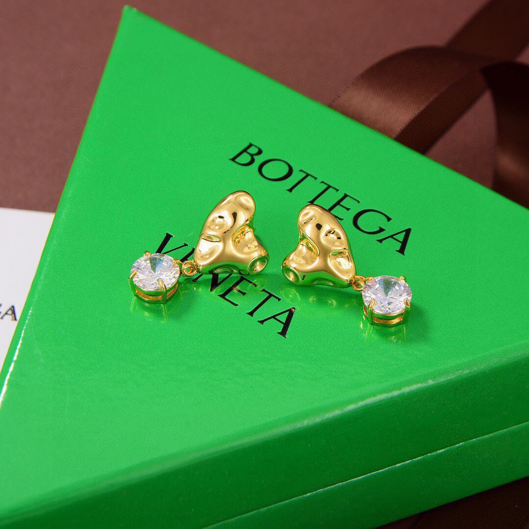 BV earrings in gold/silver