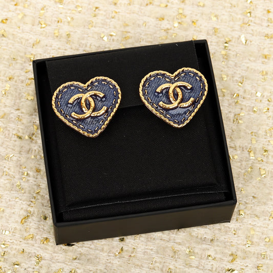 C jeans heart earrings