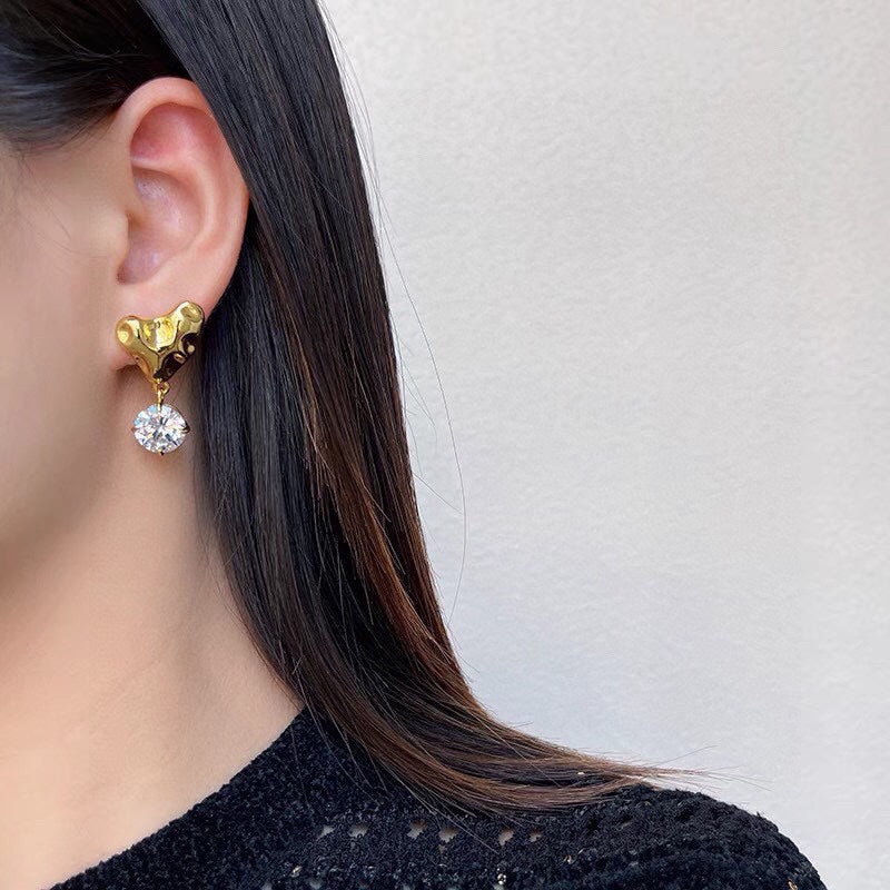 BV earrings in gold/silver