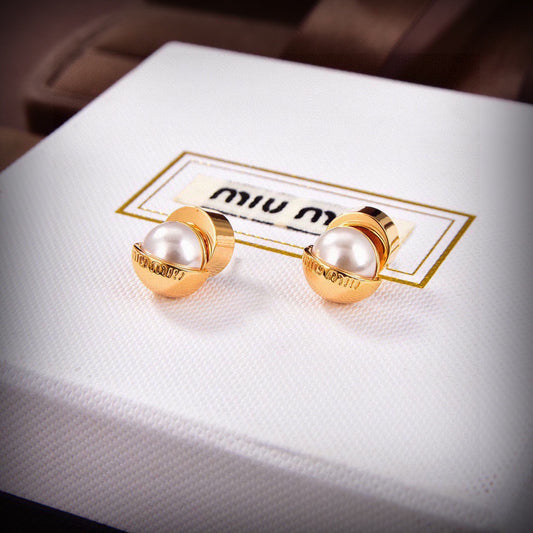 MM pearl earrings