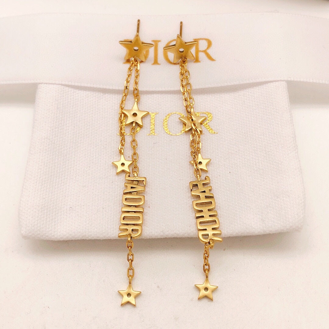 D full logo and start long earrings