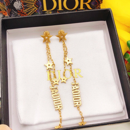 D full logo and start long earrings