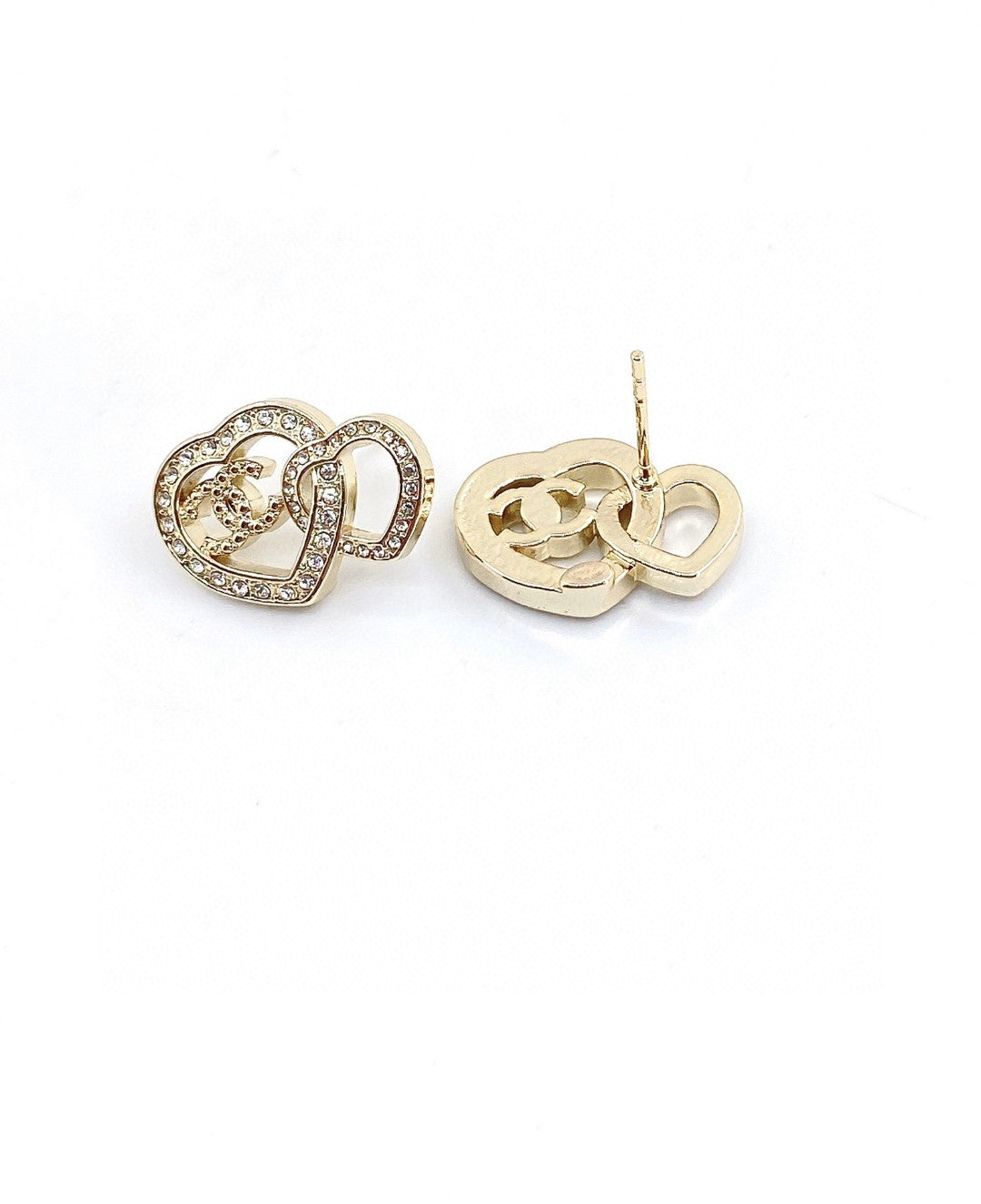 C two hearts earrings
