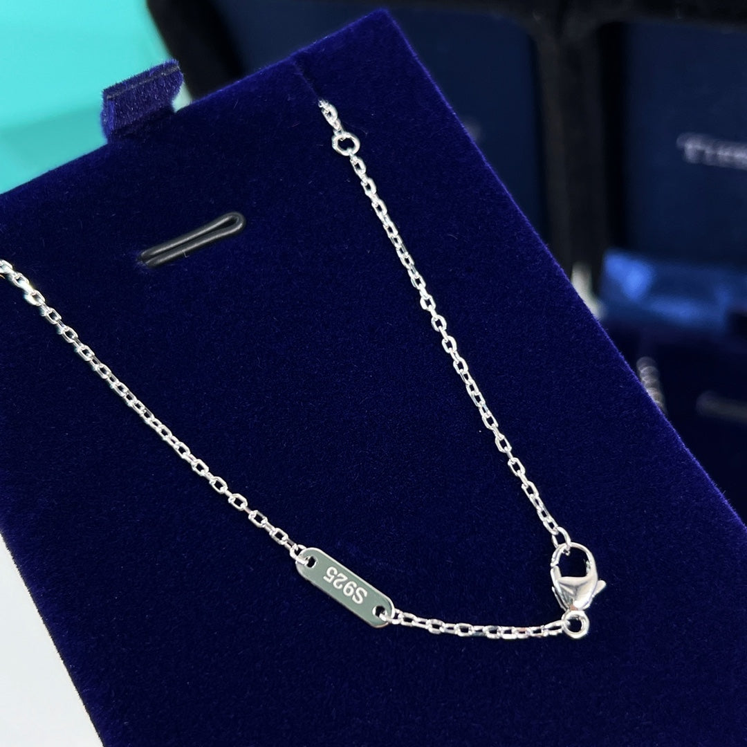 T soleste pendant necklace