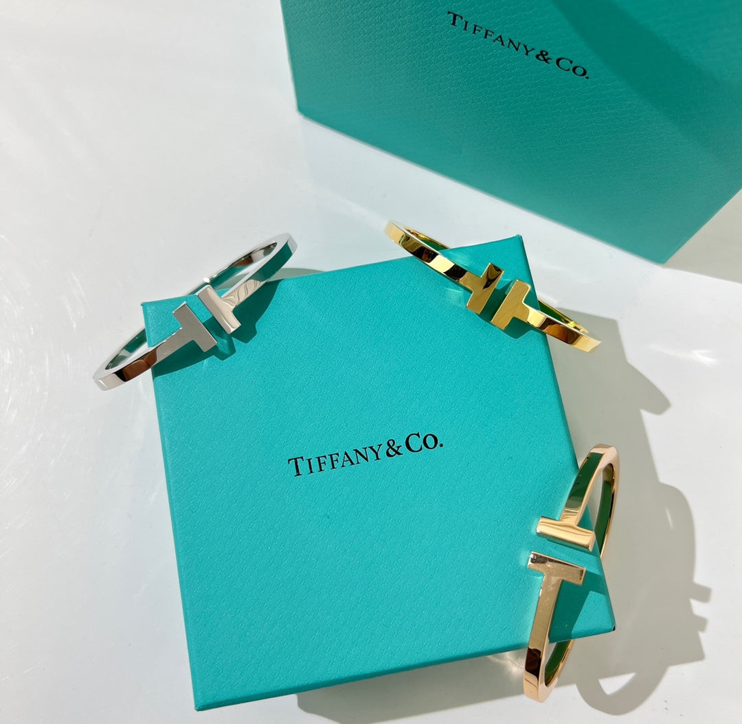 T wire Bracelet in gold/silver/rose gold